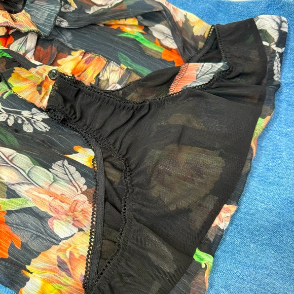 Jade & Cloud Sheer Button up Floral, Ruffle Black Bodysuit,  Size Small - Picture 3 of 15